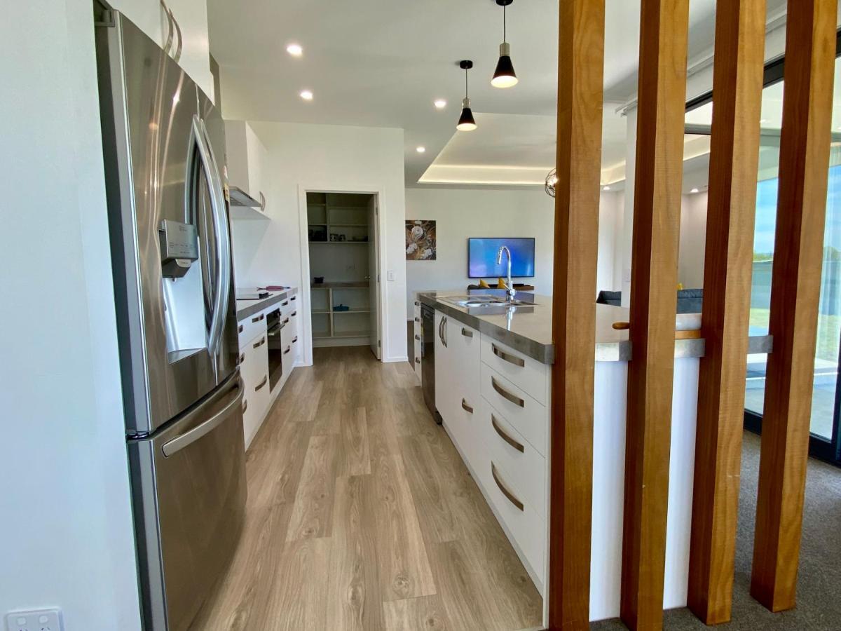 Style, Functional With Space ทไวเซิล ภายนอก รูปภาพ